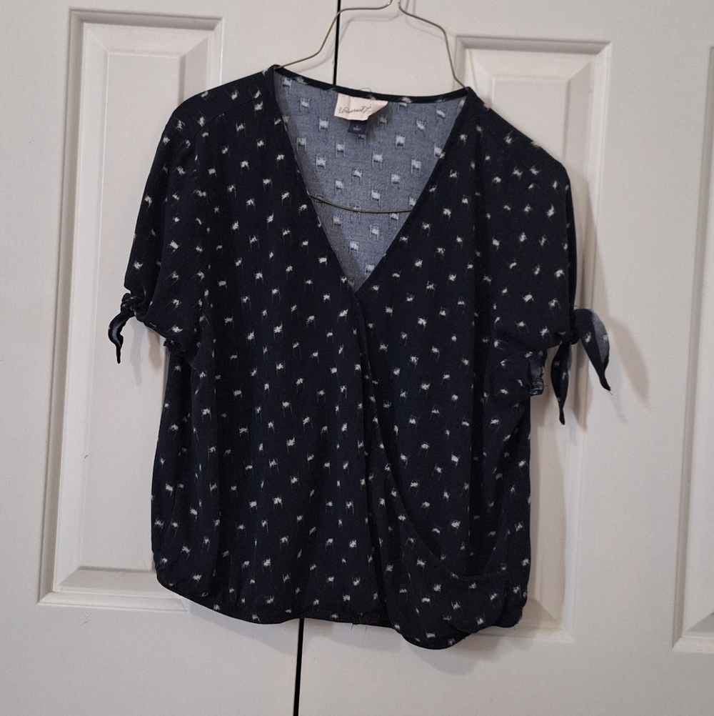 Universal Thread Goods Co., pull-on, cropped top - image 1